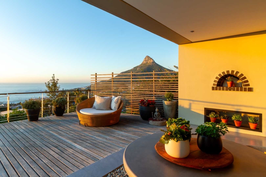 3 Bedroom Property for Sale in Camps Bay Western Cape